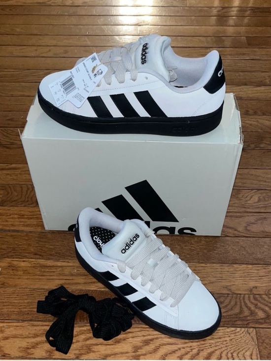 Adidas Grand Court Alpha Leather Sneakers Light Gray & Black Men’s Size 7.5 main image 5